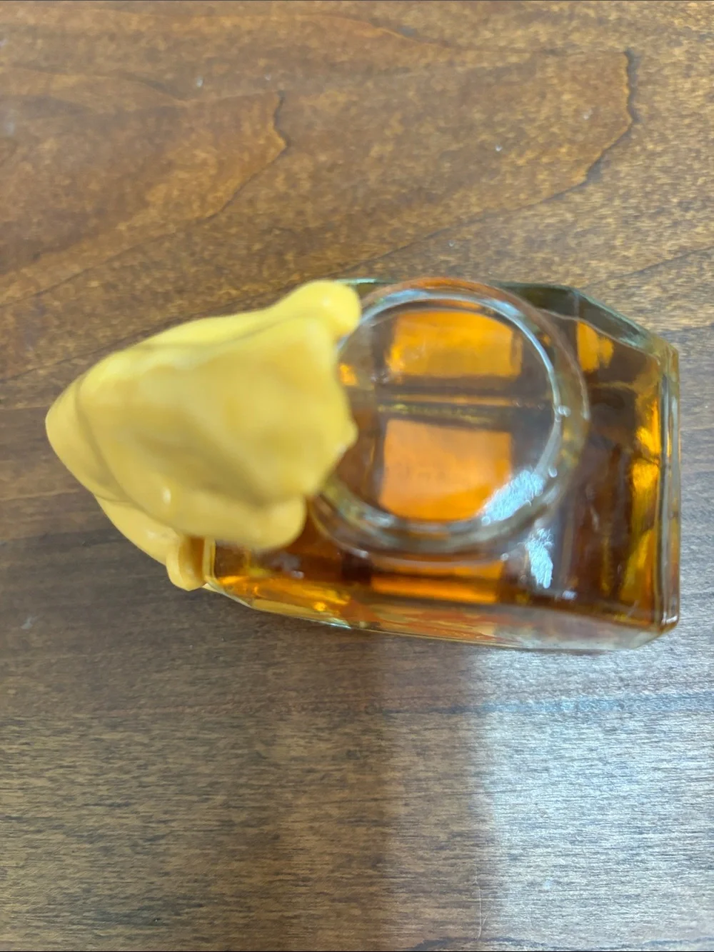 Avon Yellow Cat with Octagonal Fishbowl Figurine